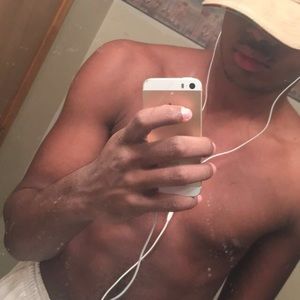 Meet your Posher, Tajon